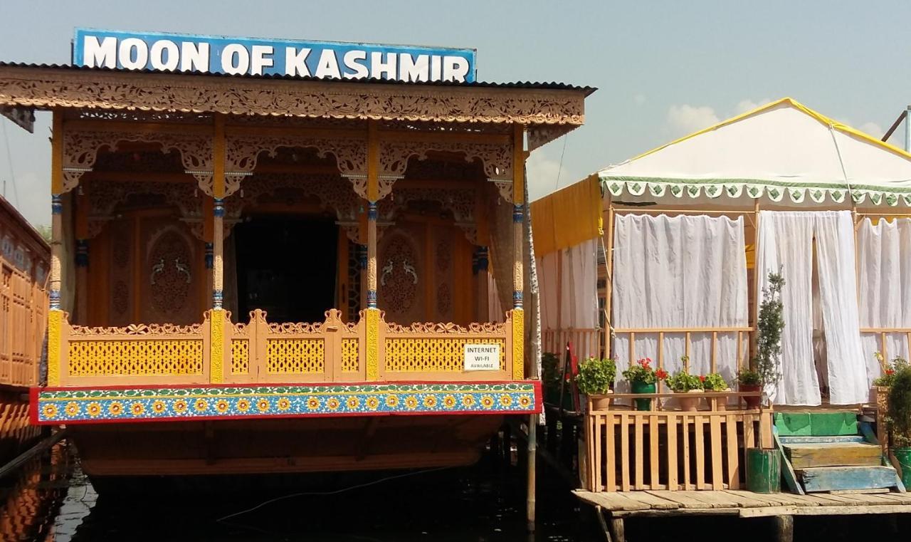 Houseboat Moon Of Kashmir Hotel Srinagar  Exterior photo
